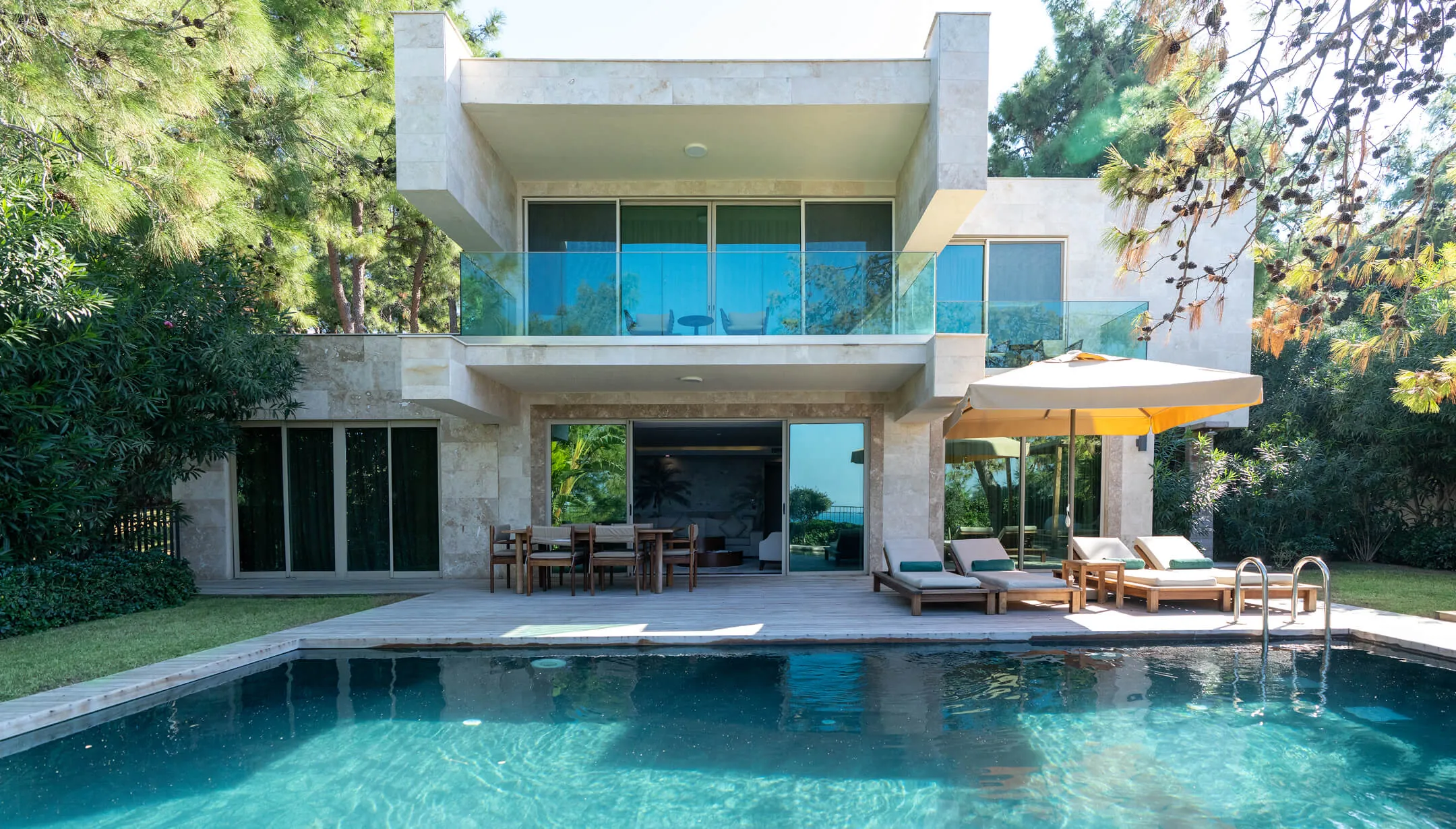 Hermes Villa